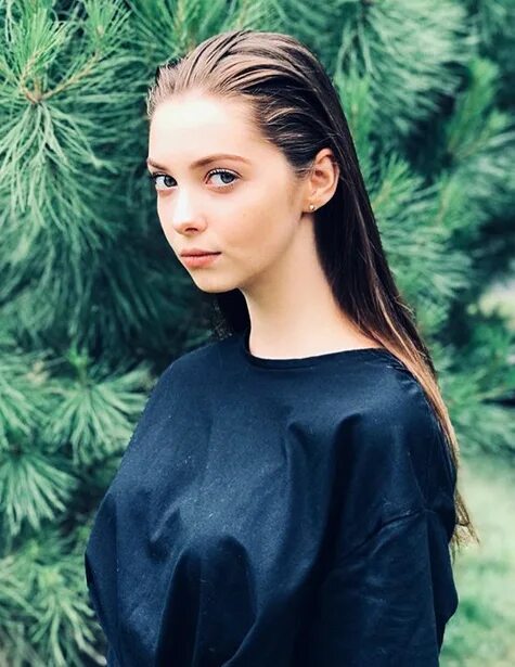 Aka laura. Барбара спинелли. Tanya atherton. Aka laura. Laura orsolya публичный агент.