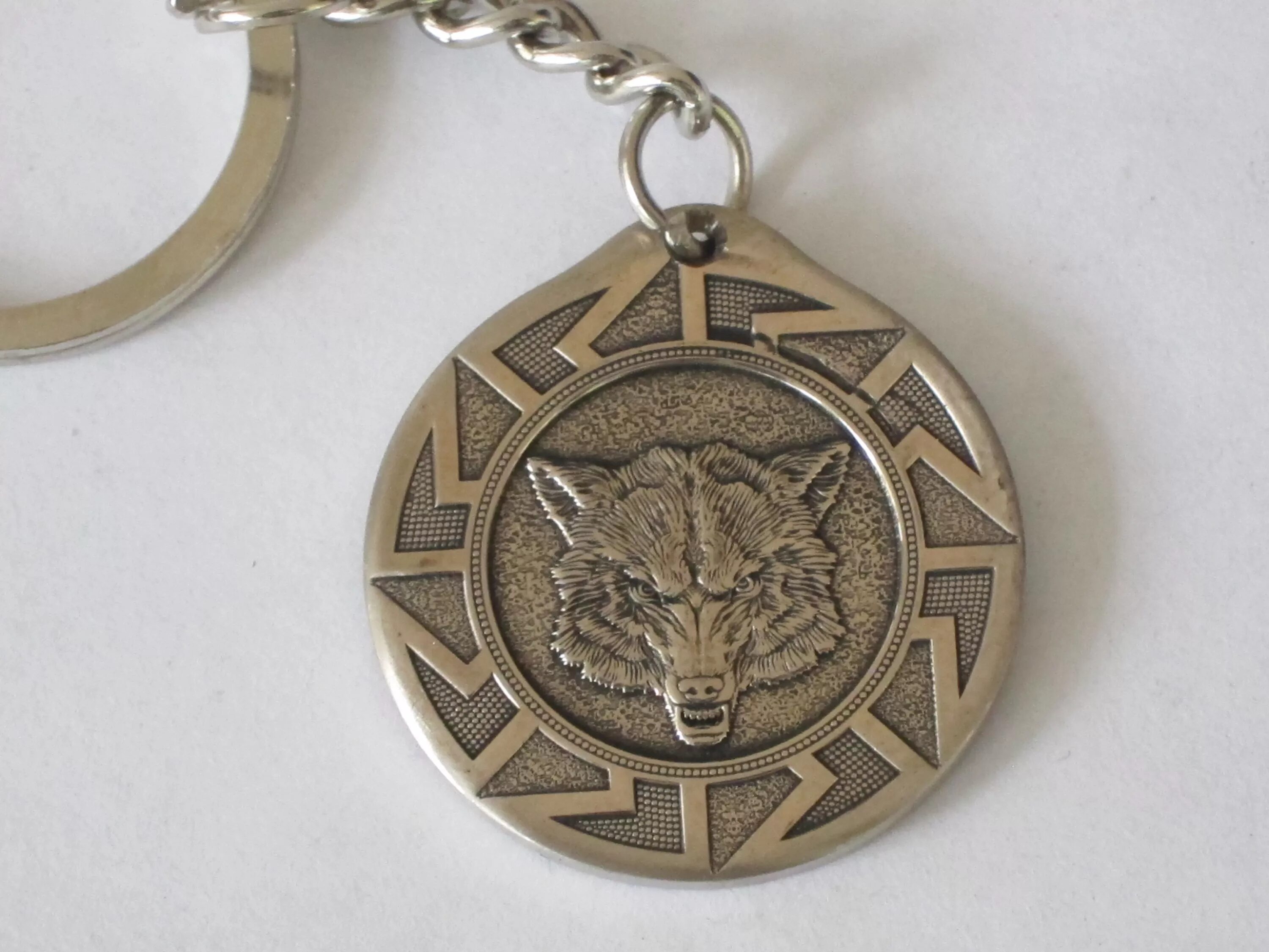 талисманы. популярный талисман. амулеты и талисманы. славянские обереги велес в чертоге волка. талисманы обереги амулеты.