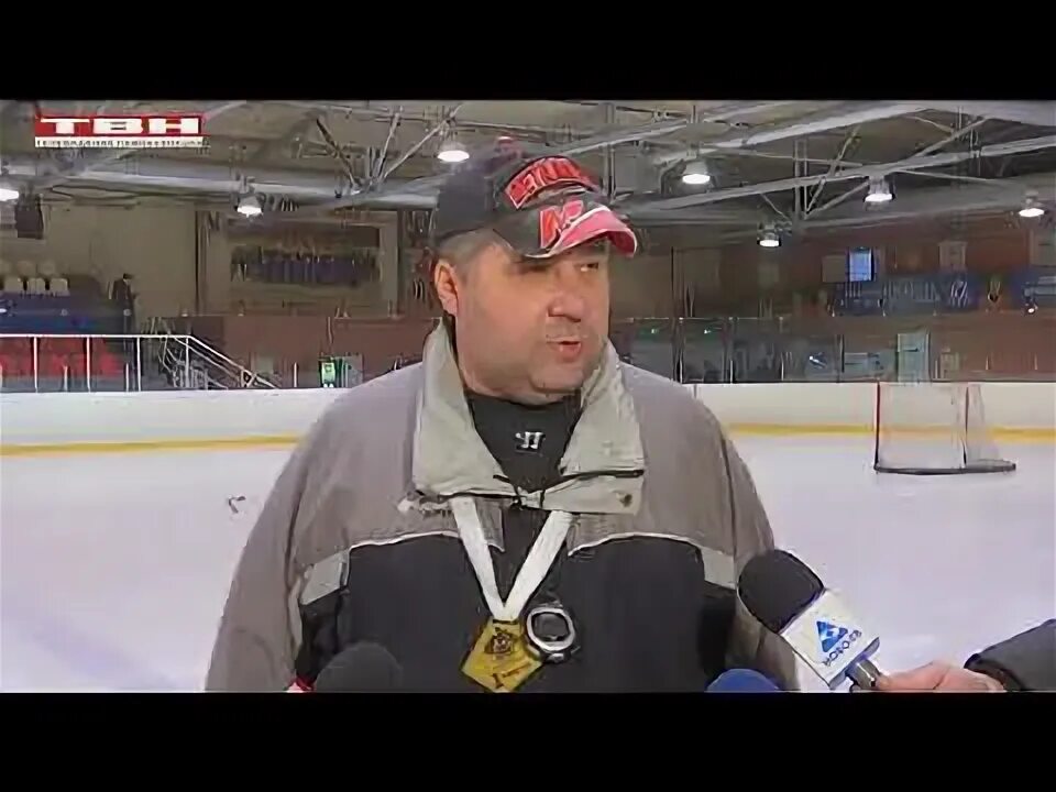 Логотип металлург новокузнецк для телефона. Сокол 19. Металлург 2009 новокузнецк. Металлург 2009 новокузнецк. Новокузнецк 2009.
