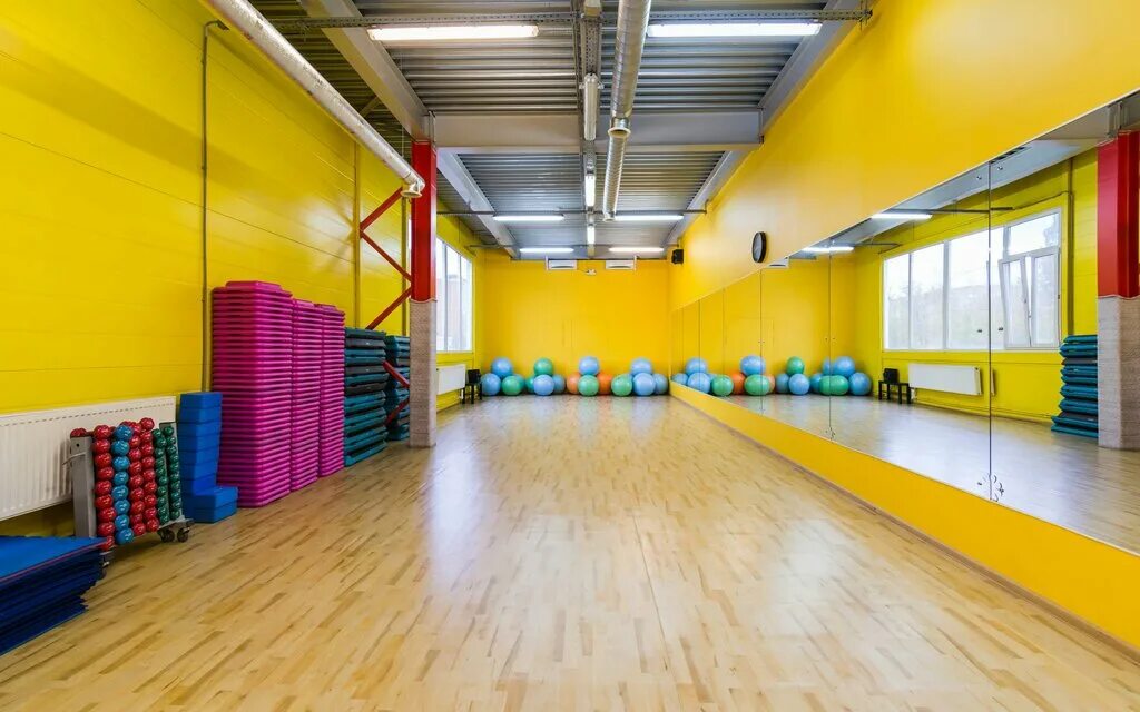 Фитнес зал щербинка. Fitness hall, череповец. Фитнес клуб на московской/чапаева. Фитнес холл в щербинке. Фитнес ленд наро-фоминск.