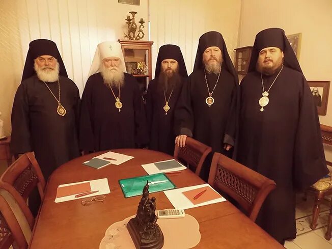 Синод 19 июля. Архиерейский синод рпцз. резиденция архиерейского синода рпцз.