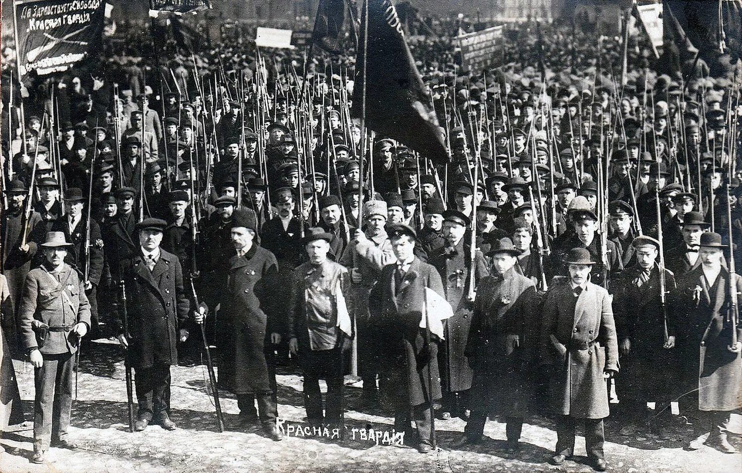 Революция 1917 года фото. 27 февраля 1917 вооруженное восстание. восстание в петрограде 1917. 27 февраля 1917 года февральская революция. петроград 1917 г.