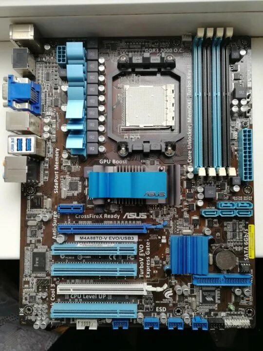 M4a88td-v evo/usb3. M4a88td-v evo/usb3. Материнская плата asus sata 6gb/s. M4a88td-v evo/usb3. Asus m4a88td-v evo.