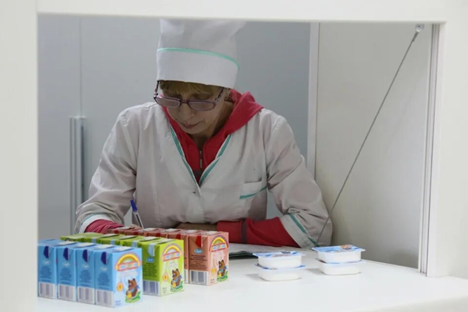 Где получают молочную кухню
