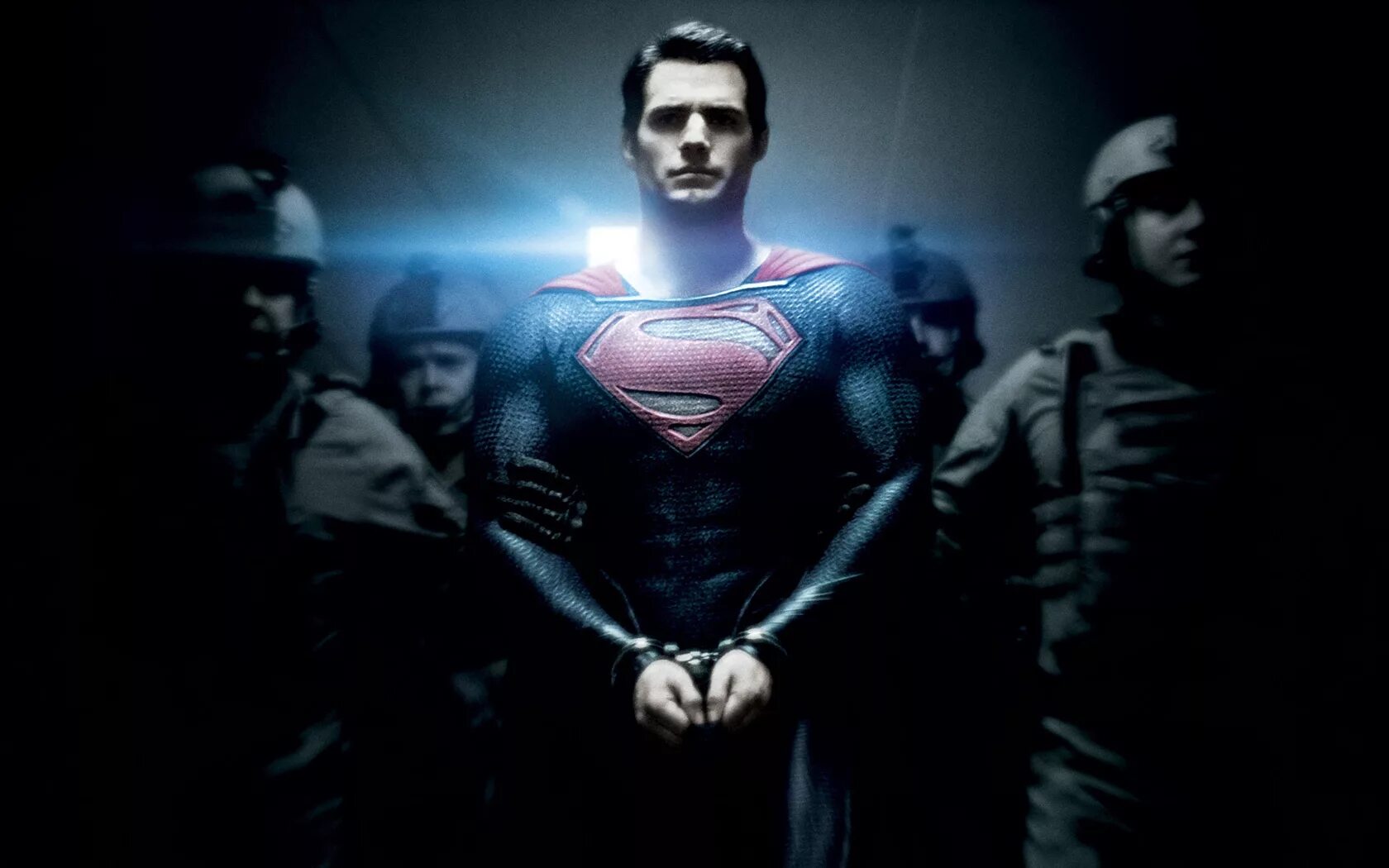 Супермен стал человеком. Henry Cavill man of Steel.