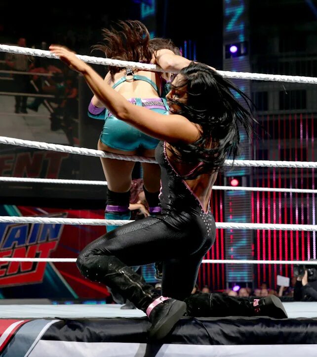 Main event 4. Aksana wrestler. wwe raw aksana. wwe layla vs. wwe main event.