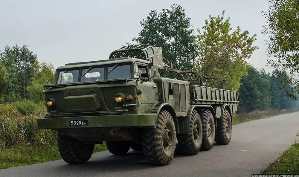 тягач маз 537 ураган. маз 543 смерч. маз 537-543. покажи машину ураган. маз 537 ураган.