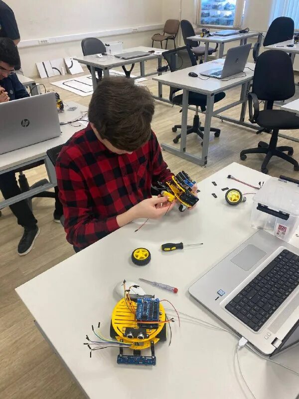 ворлдскиллс робототехника 2022. компетенция робототехника. компетенция робототехника. электротехника и робототехника. абилимпикс москва 2022-2023.