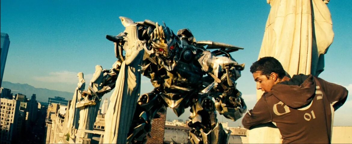 Кадры из фильма трансформеры Трансформеры (2007) Transformers кадры из фильма голливудские фильмы Кин