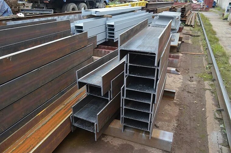 балка производители. двутавровая балка ферма ангара. камский завод металлоконструкций (кзмк). балка производители. сварная балка оборудование.