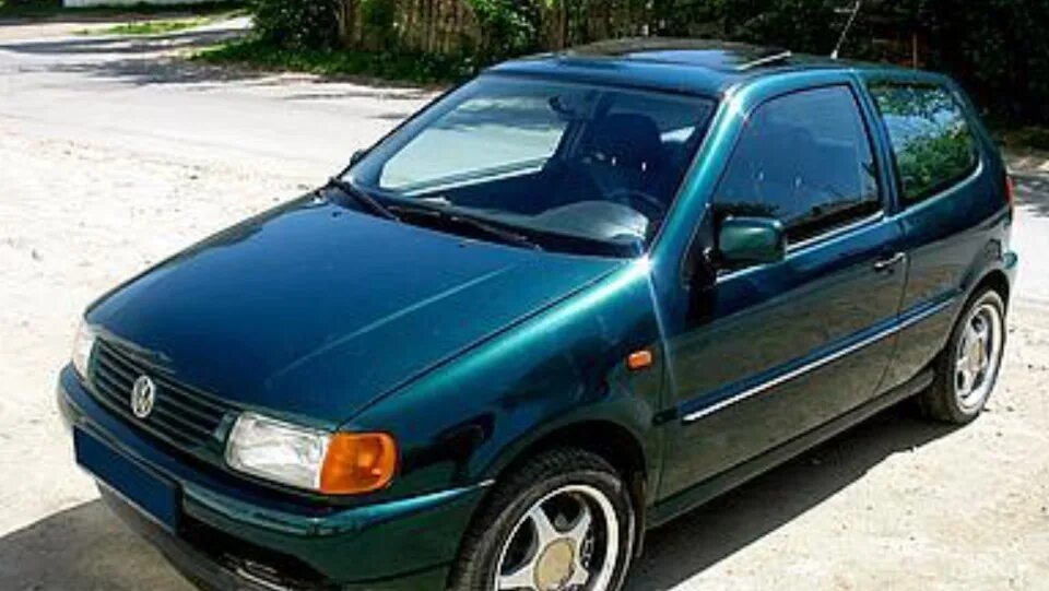 Volkswagen 1995. Фольксваген поло 1995. Volkswagen Polo хэтчбек 1995. Фольксваген поло хэтчбек 1995. Фольксваген поло 1995 года.