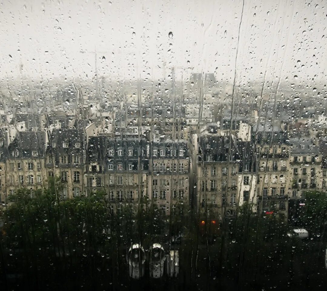 Зарница гроза. Молния бьет в эмпайр стейт билдинг. Слоисто дождевые облака. Грозовые тучи над городом. Осадки над городом.