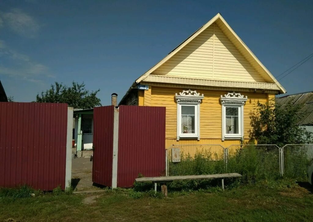 Авито брянске обл. Дом в Погаре Брянской области. Дом Курово Погарский район. Курово Погарский район Брянская область. Красная роща Брянская область.