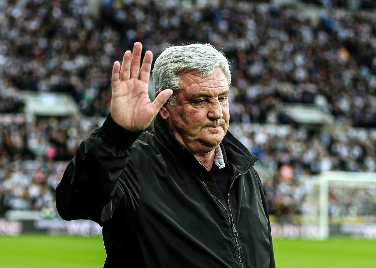 Стив брюс манчестер. Стив брюс манчестер. Тренер стив. Ньюкасл юнайтед главный тренер. Стив брюс.