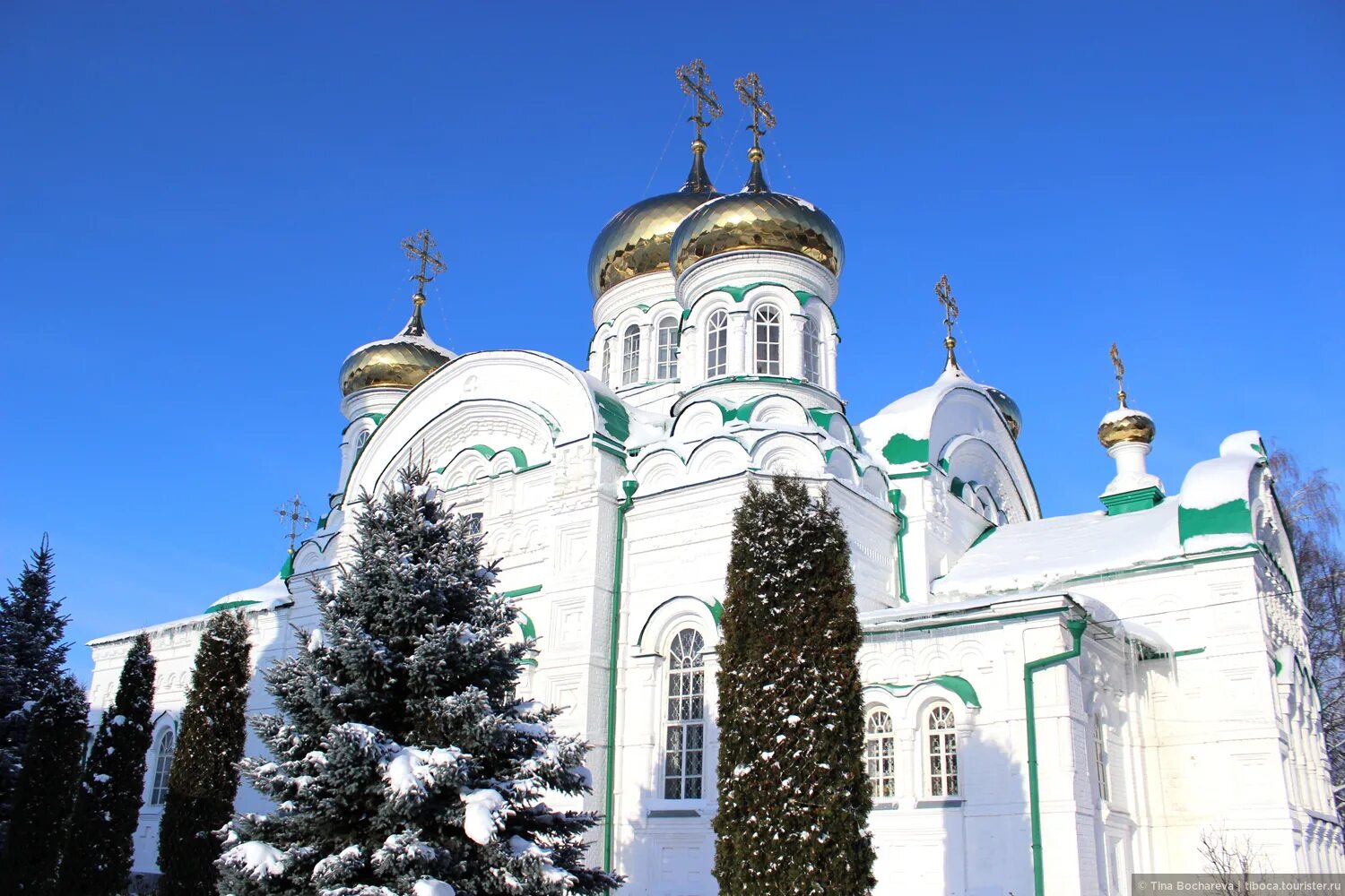 Раифский Богородицкий монастырь. Раифский Богородицкий мужской монастырь зима. Раифский Богородицкий монастырь зимой. Сайт раифского монастыря