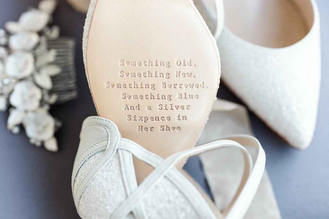 Something old something New. Something Borrowed something New. Something old something New something Borrowed something Blue традиция. “Something old, something New, something Borrowed, something Blue, and a Silver Sixpence in her Shoe.”.