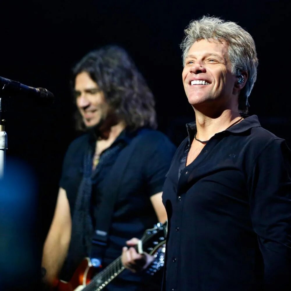 Bon jovi. Джон бон джови. Джон бон джови. Бон джови фото. Джон бон джови.