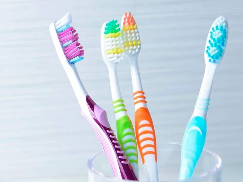 Зубная щётка Mr.Tooth simple. Зубная щетка 2022. Зубная щетка с резиновыми вставками. Белорусские зубные щетки