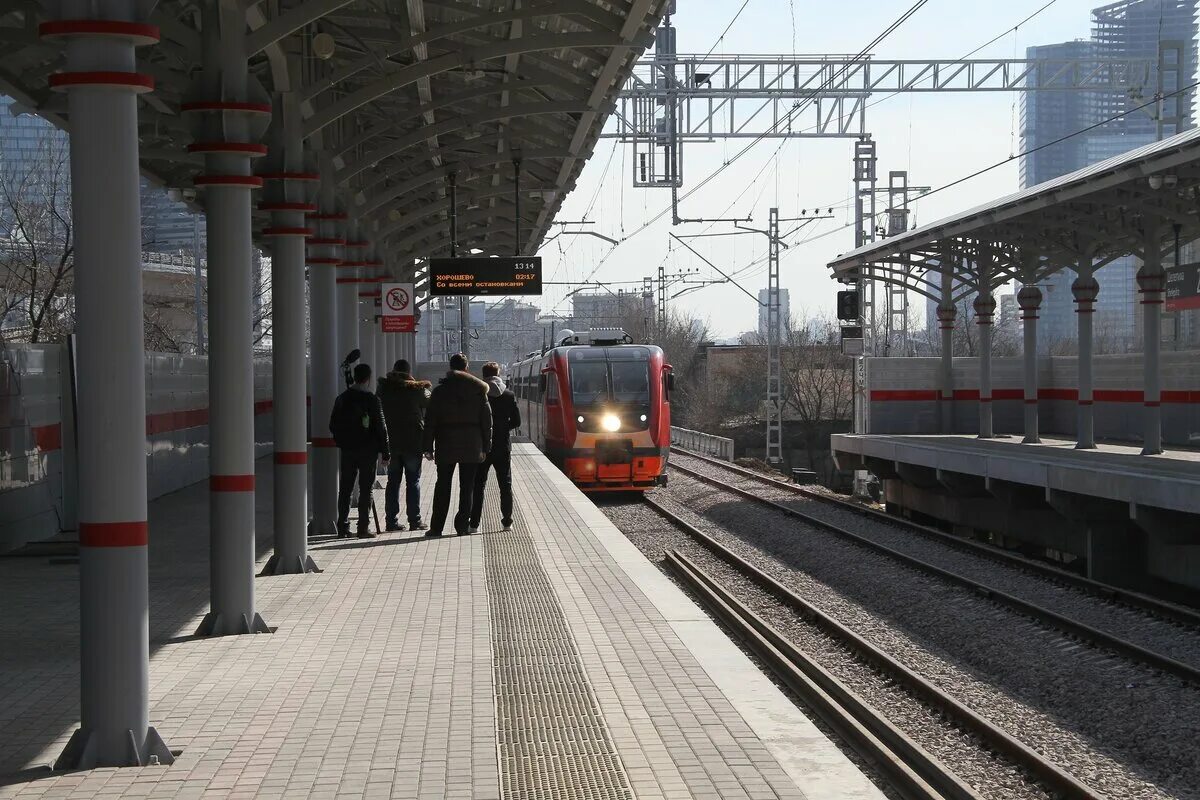 По кольцевой железной дороге курсируют 18. Станция ЦППК. МКЖД Москва. МЦК Покровское Стрешнево. Балтийская (станция МЦК).