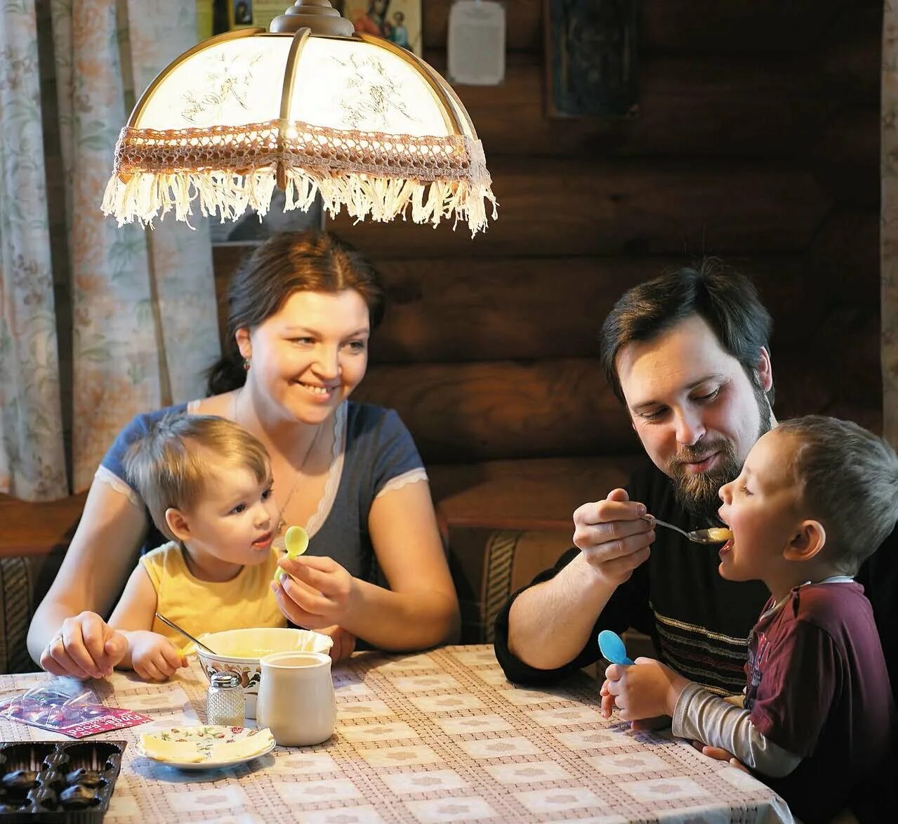Домашнее семейное