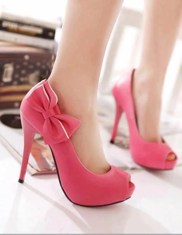 Туфли розовые. Туфли на шпильке. Розовые туфли на шпильке. Розовые туфли на каблуке. Розовые туфли есть