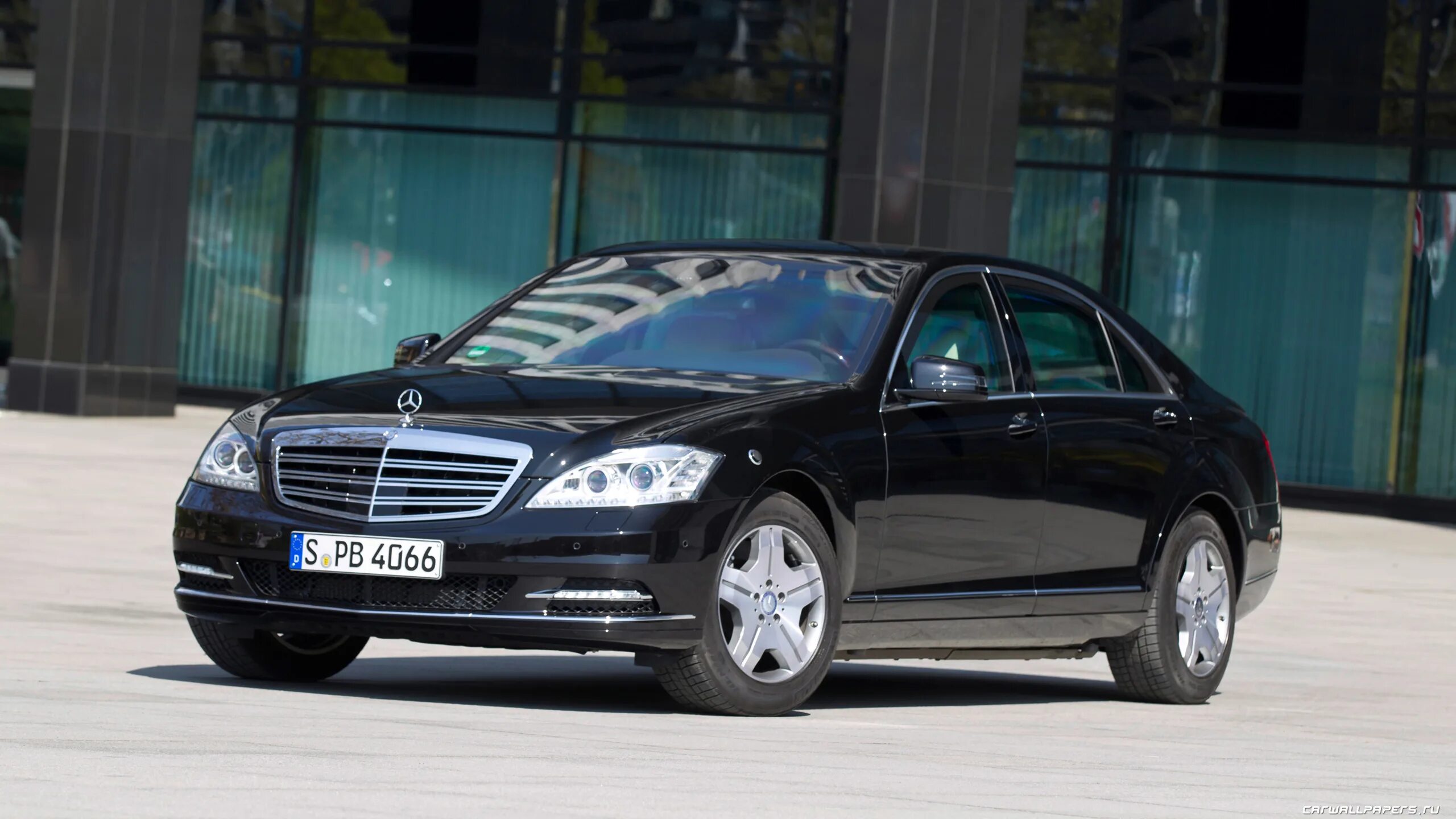 Мерседес s600. Mercedes-Benz s600 w221. Mercedes-Benz s 600 Guard w221. Mercedes Benz s600 Guard. Мерседес Бенц s600 w221.