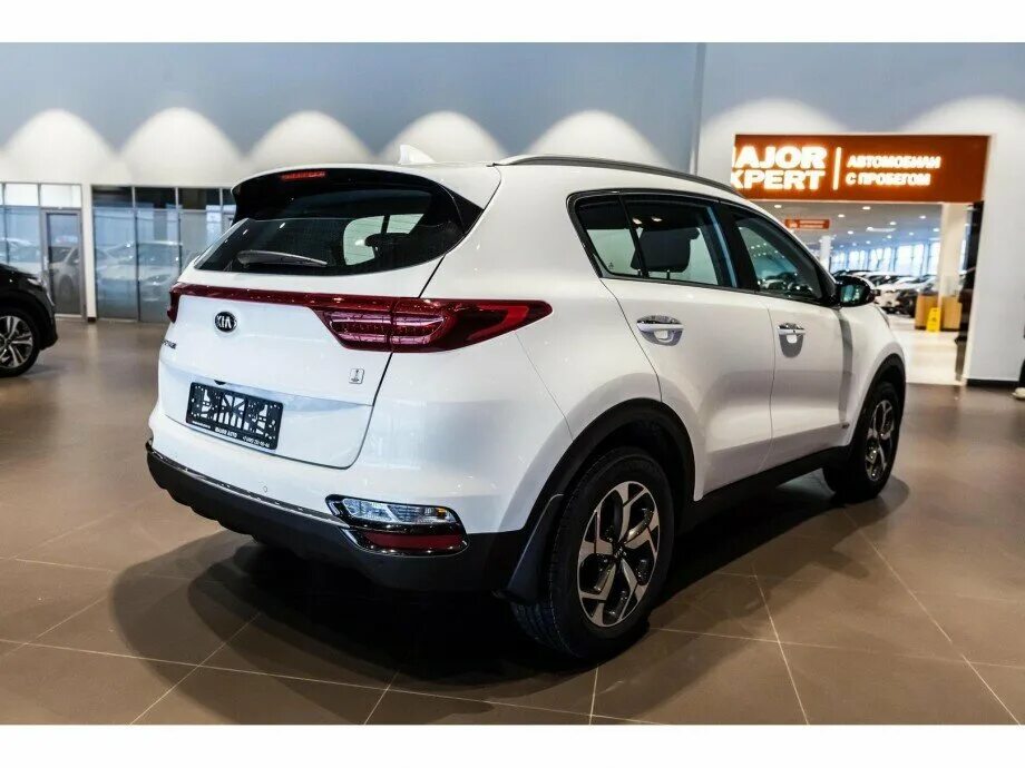 Новый спортейдж комплектации. Kia Sportage 2020 белый. Спортейдж 2021. Киа Спортаж 2022. Кия Спортейдж 2021.