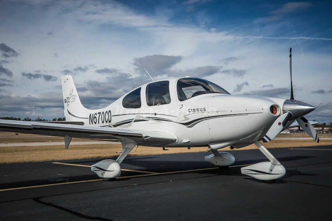 самолет циррус 22. самолет циррус 22. самолет cirrus sr22. Cirrus sr20 (g3). Cirrus sr22-gts.