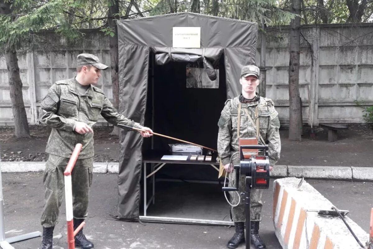 Новосибирский военный госпиталь. Военный госпиталь на воинской Новосибирск. Военный госпиталь в Новосибирске на воинской 1.