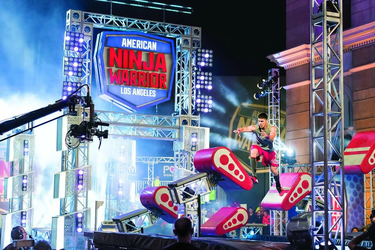 Шоу Ninja Warrior. American Ninja шоу. American Ninja Warrior show. Спортивные шоу на ТВ. Русский ниндзя американская