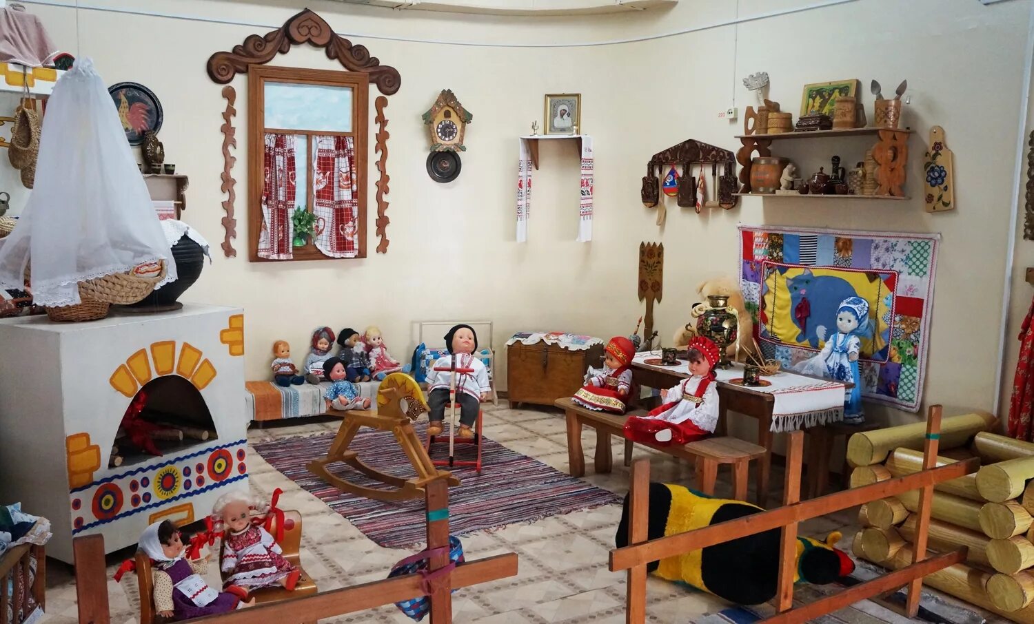 мини-музей «музей семейных артефактов». мини музей дерева. оформление музея в детском саду. мини-музей в детском. музей в детском саду.