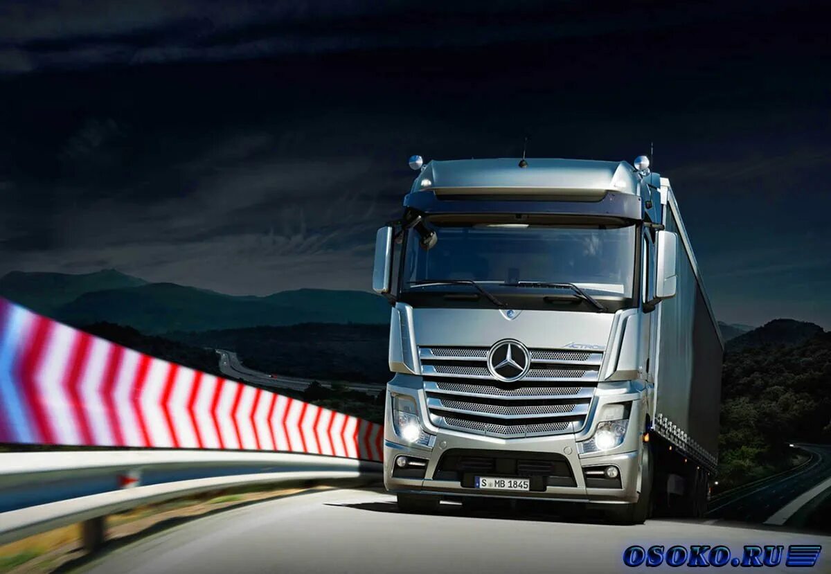 Грузовой автомобиль mercedes. Mercedes-Benz Actros. Mercedes Benz Actros 2022. Мерседес Актрос тягач. Фура Мерседес Актрос.