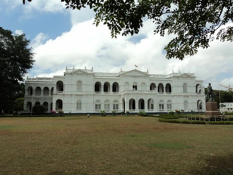 National museum в коломбо. Коломбо (шри ланка). Музеи коломбо. Коломбо музей. Национальный музей коломбо шри-ланка.