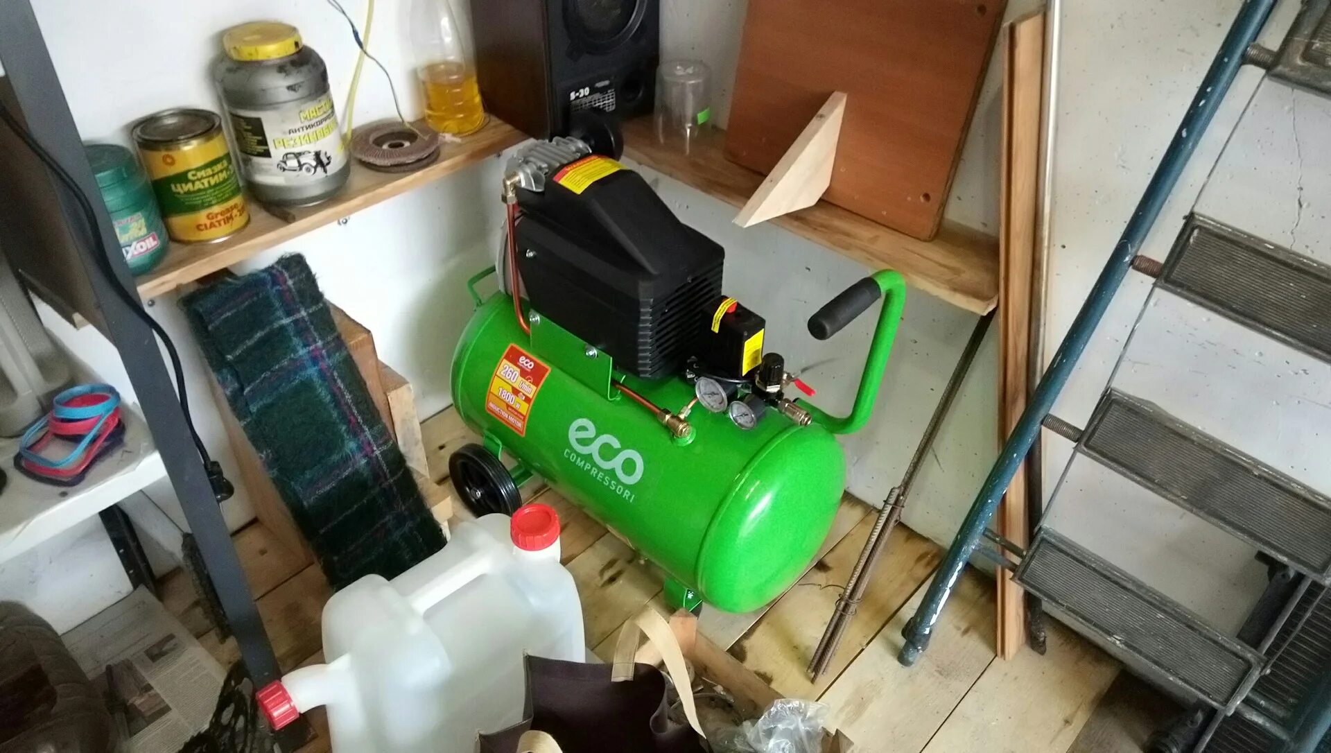 Компрессор еко 501. Компрессор воздушный eco ae-501-3. Eco 501. Компрессор eco ae 3000-75hd. Компрессор эко 702.