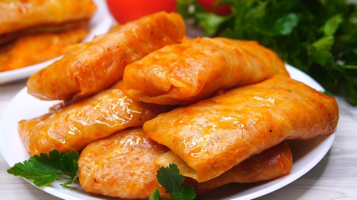 голубцы овощные. голубцы картинки. голубцы с мясом. постные голубцы. долма капустная.