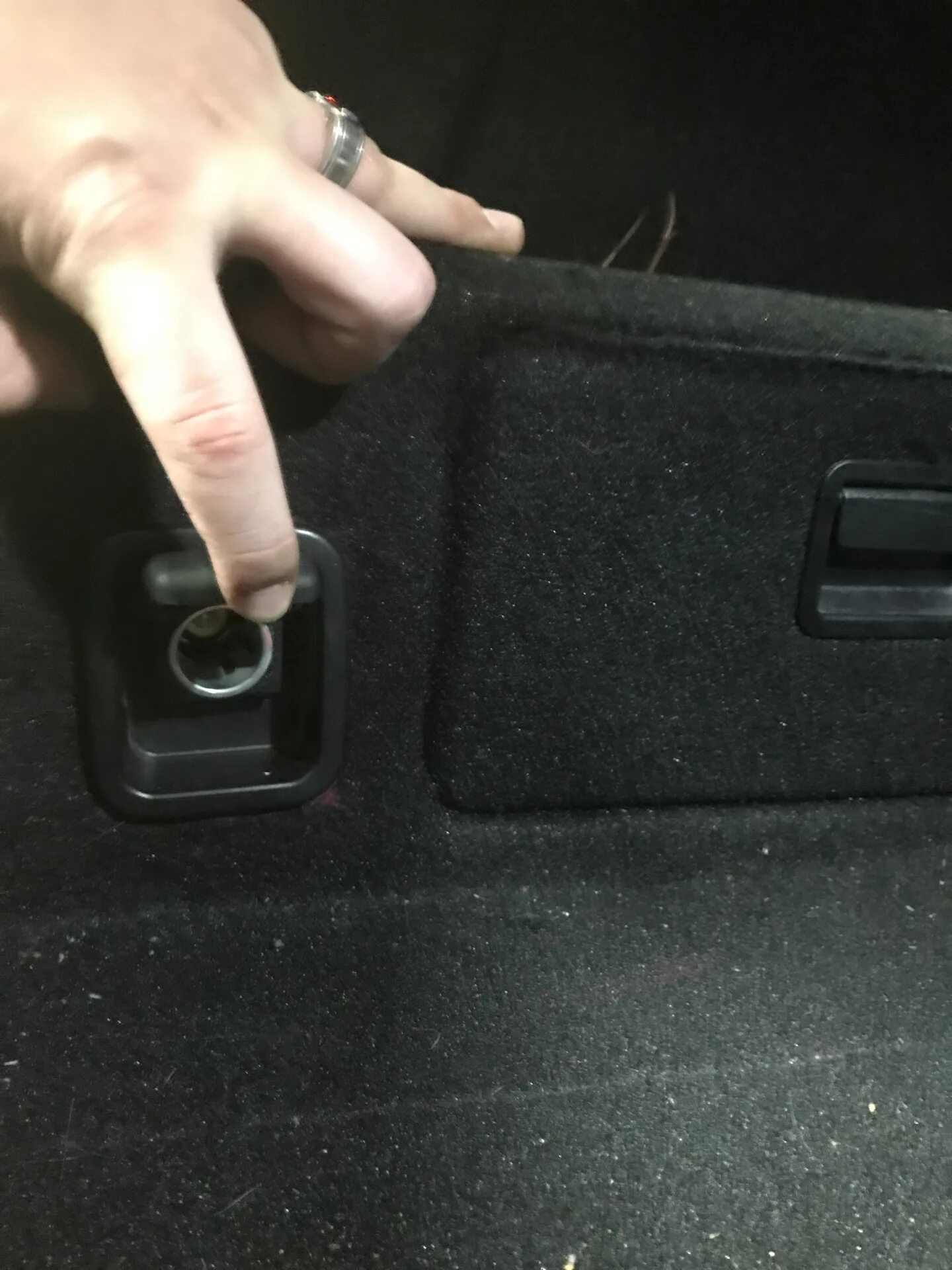 Розетка в багажнике как снять w164 Розетки в багажник KIA Cerato (3G), 1,6 л, 2013 года электроника DRIVE2