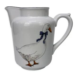 В кувшине на 2 7