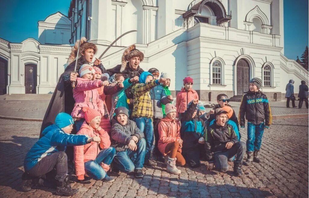 Сказ Казанского кота Казань. Экскурсии для школьников. Дети на экскурсии по городу. Казань экскурсии. Поездки с классом в другие города