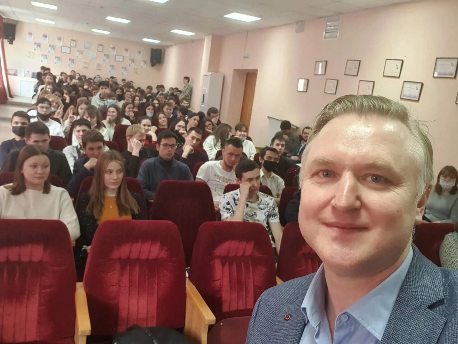 Нефтехимический колледж казань лушникова. Кнхк им лушникова. кнхк лушникова. кнхк казань колледж. казанский нефтехимический колледж им. в.п. лушникова.