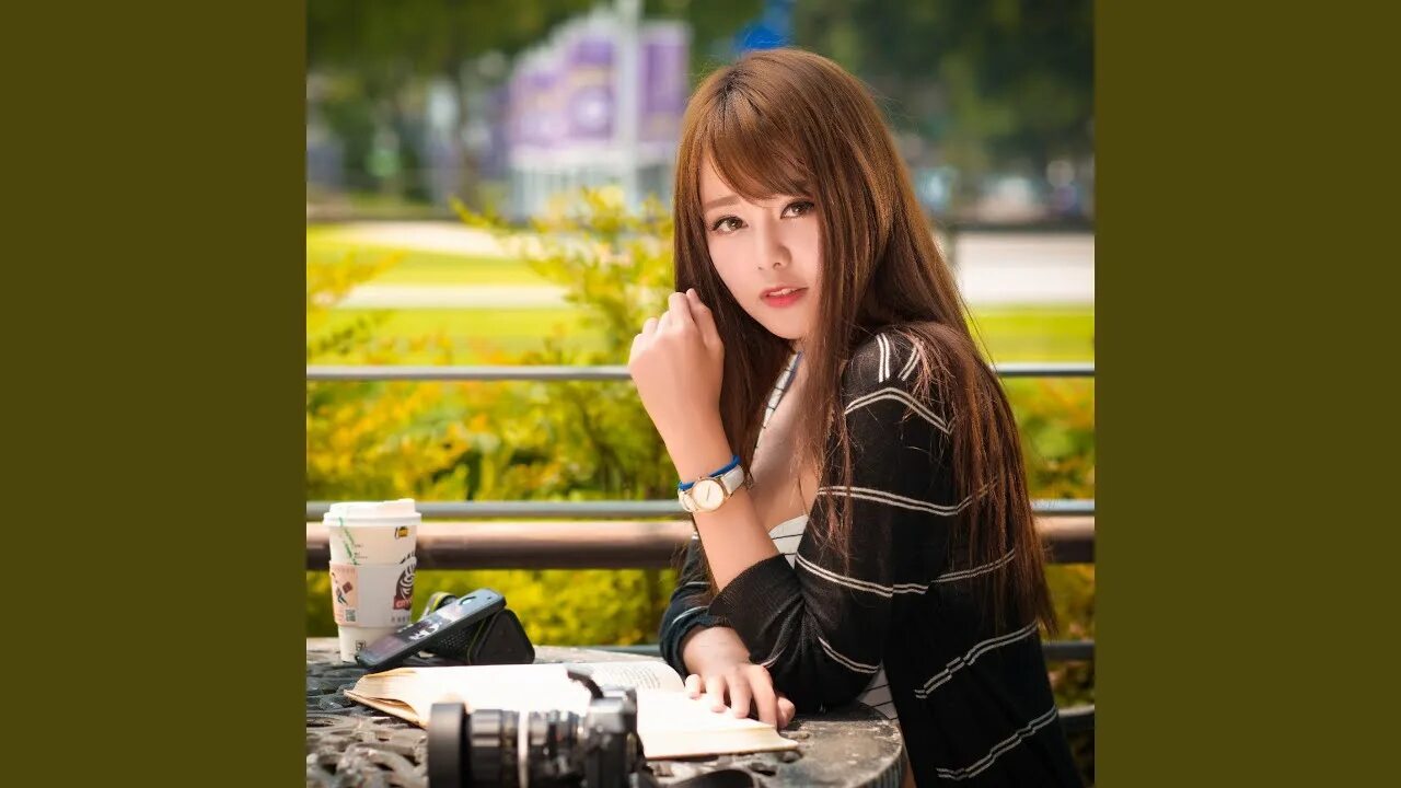 Азиатские девушки. Азиатские девушки. Азиатские девушки красивые. Asian latin. Азиатка сидит.