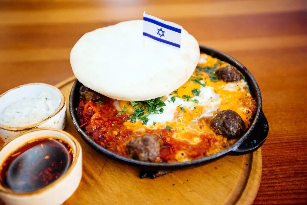 Еда иудеев. Еда иудеев. Национальное блюдо евреев. Еврейская национальная кухня. Национальная кухня евреев.