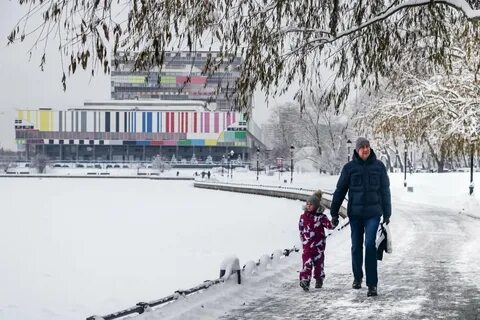 Март 2023 москва