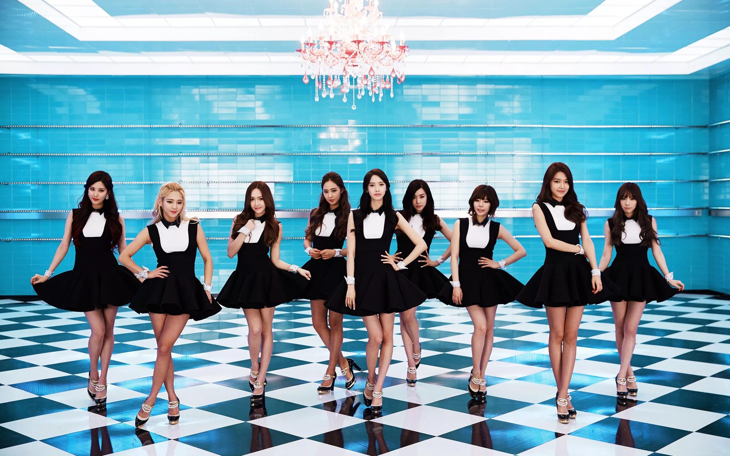 Группа герлз генерейшен. SNSD K-Pop группа. Кей поп группа girls Generation. Музыка группа девочки