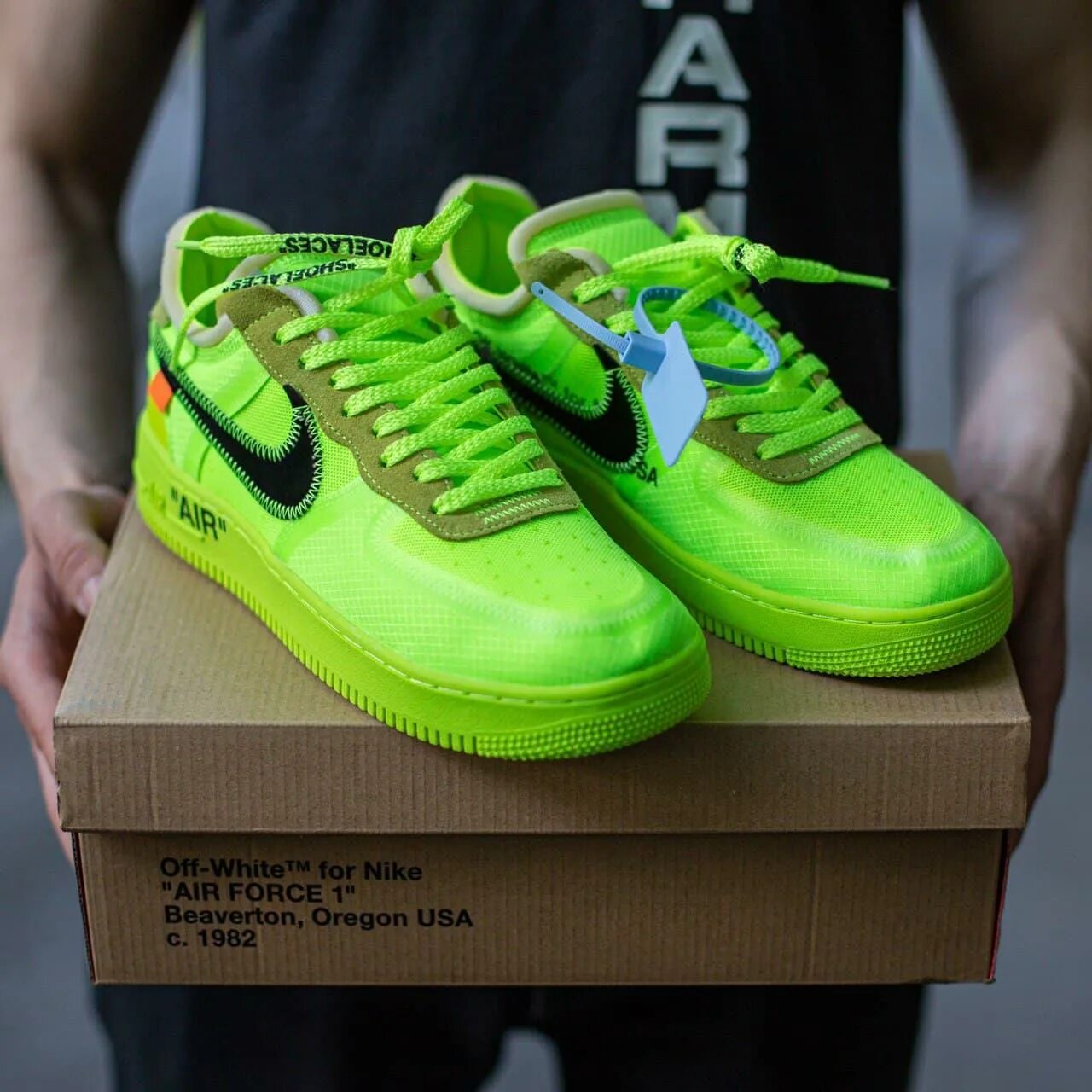 Nike Air Force 1 x off White Green. Кроссовки Nike Air Force 1 Volt Green. Nike Air Force 1 Green Volt x off White. Nike Air Force 1 White Green.