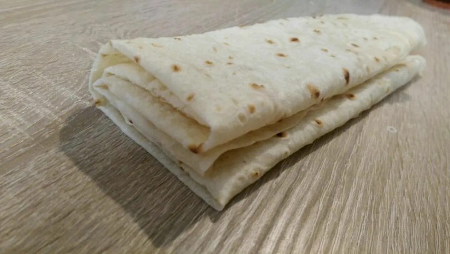 Шаш лаваш шаш лаваш. Lavash азербайджанский. лаваш азербайджанский тонкий. лаваш бакинский. хлеб лаваш.