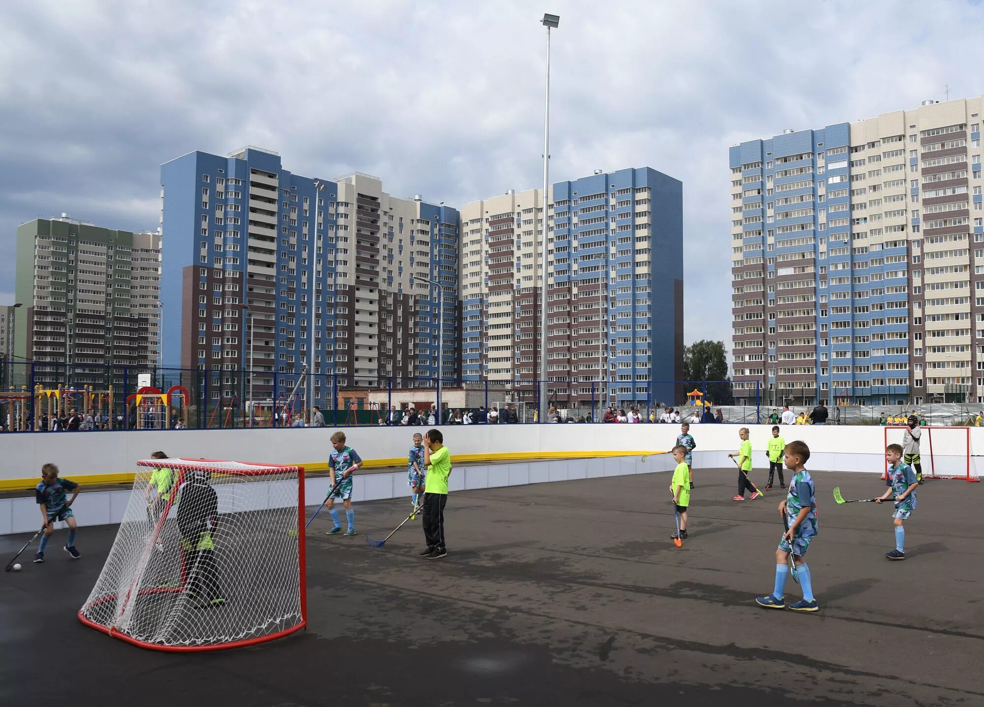 Салават 1 казань. Салават купере жилой комплекс казань. лицей 182 салават купере. салават купере 1 казань. г.казань салават купере школа 182.