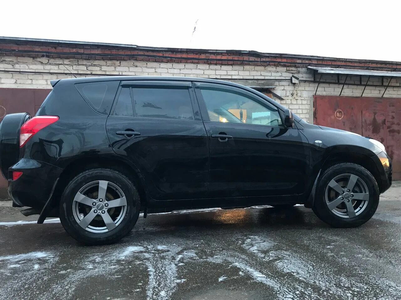 Литые диски тойота рав 4. Тойота рав 4 2007 черная. тойота рав 4 2007. диски тойота rav4 графит. черная рав 4 тойота рав 4.