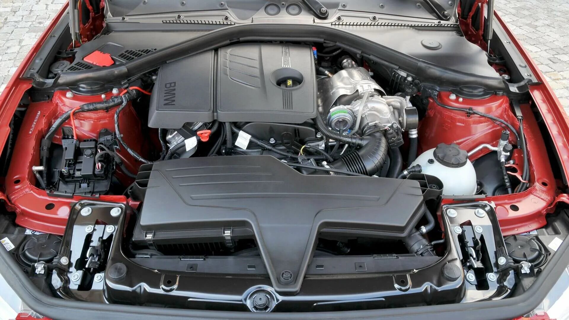 F20 n 13. Bmw 118i двигатель. bmw 116 i мотор. bmw f20 118i двигатель n. подкапотка bmw f20.