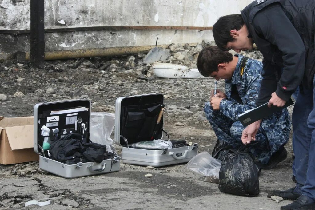 Подрыв взрывных устройств. Подрыв взрывных устройств. Схема взрывного устройства. Следы взрывного устройства. Расследование терроризма.