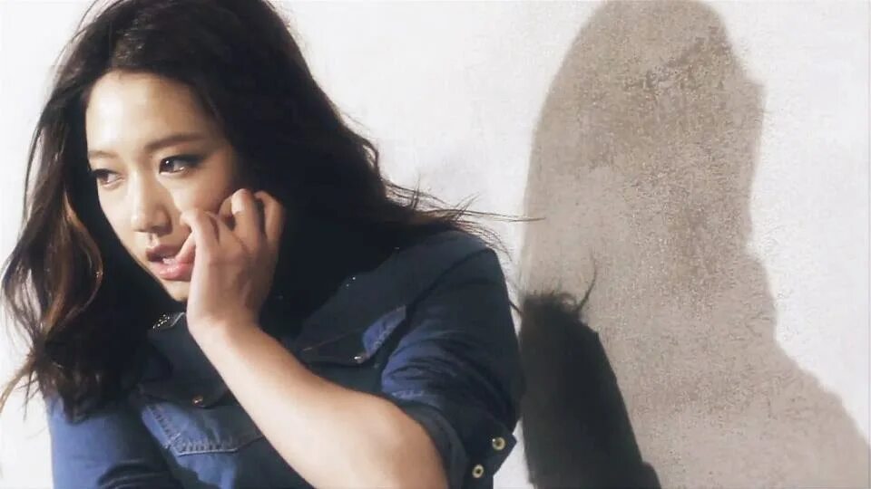 Пак бывших девушек. Чон син хё. чон шин хе подснежник. чон син хе (jung shin hye). пак шин хе в очках.